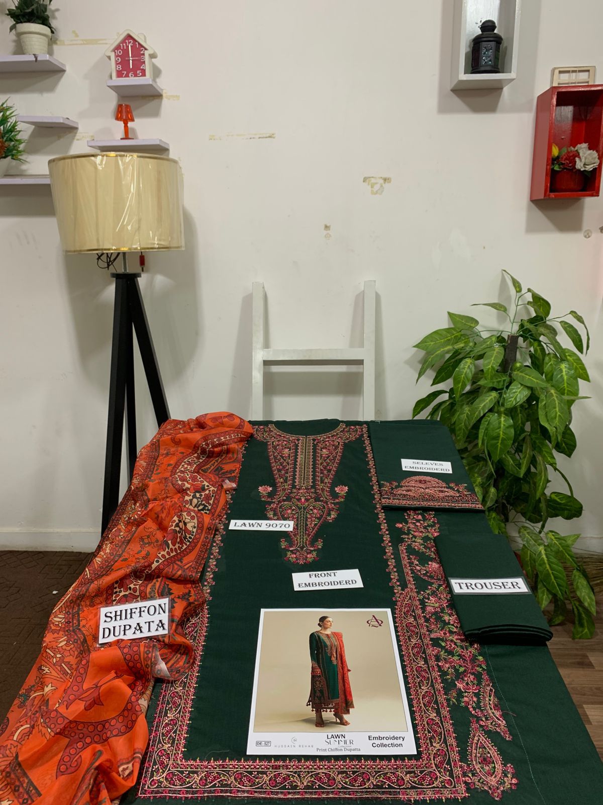 3 Piece - Embroidered Lawn Suit With Chiffon Emb Dupatta DE-527